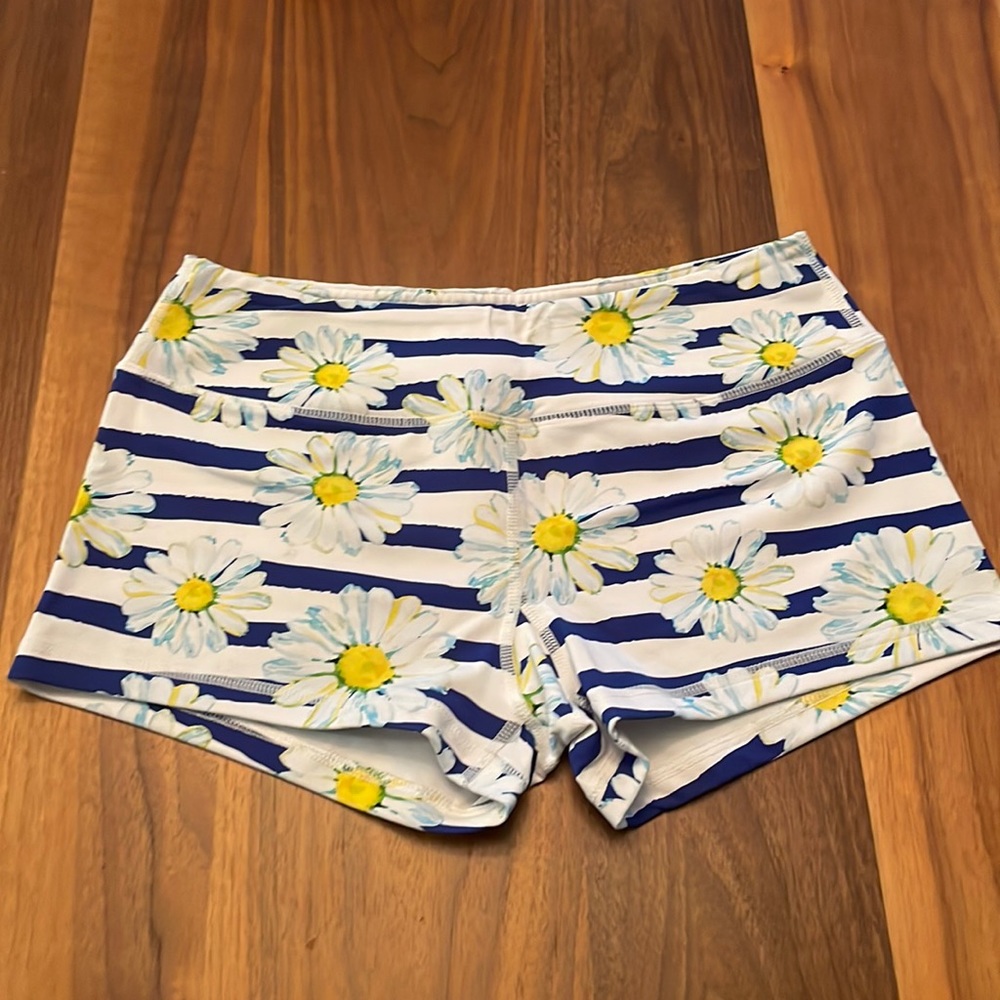 Savage booty shorts